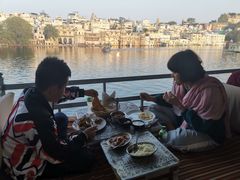-Lake Shore Hotel & Restaurant