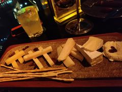 -翡翠36酒吧(浦东香格里拉店)