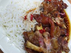 猪蹄面-贤花饭店(城阳店)