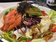 炙烤三文鱼油梨沙拉-昱匠·日本料理(金融街店)