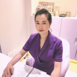 -蕾蕾美颜美容美体