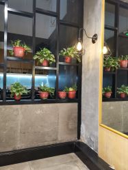 -时尚殿堂明星门店