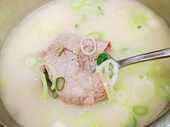 雪浓汤（牛骨汤）-神仙雪浓汤(明洞店)