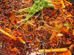 -鸿顺老铁锅美蛙鱼府(解放碑店)