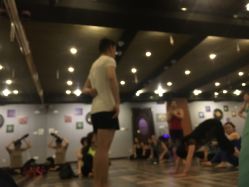 -恩舍瑜伽普拉提