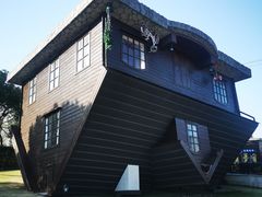 -金山农民画村-枫泾波兰倒置屋