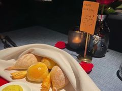 -弦月窗LUNETTE BY AMANDA(复兴路店)