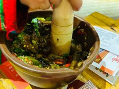 昭通烧椒拌茄子-老滇山寨•云南特色菜•地方菜•民族风情歌舞表演(金碧店)