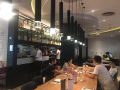 大堂-必胜客(阿罗海店)