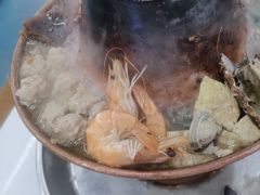 -一口猪海鲜浑锅·东北家常菜