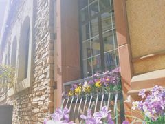-鲁邦国际风情街(麦世达韩国精品百货店)