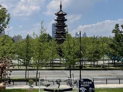 -龙华寺