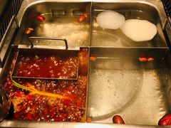-海底捞火锅鲜切牛肉主题店(长寿路店)