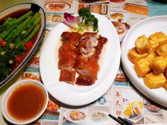 -雍哲港式餐厅(现代广场店)