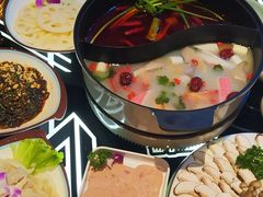 -星璨火吧KTV聚会餐厅(丰庆路店)