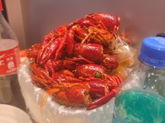-肥肥虾庄·金牌油焖大虾(汉街SKP店)