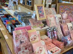 零售区-猫的天空之城概念书店(景德镇陶溪川店)