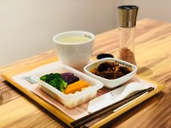 -汇吃汇喝美食街(上海建发浦悦荟广场店)