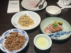 临安手撕羊尾竹笋-庐灶江南·江南菜·四合院Bistro(东直门雍和宫·原华侨宾馆店)