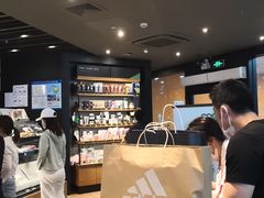 -星巴克(上海南站店)