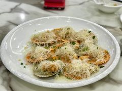 蒜蓉粉丝蒸扇贝-港美茗点名菜(万江店)