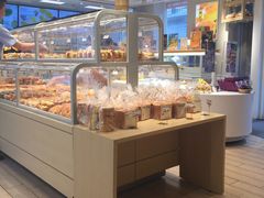 面包甜点陈列柜-好利来(交大店)