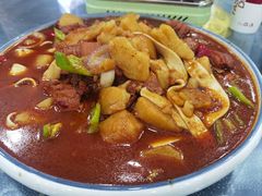 -撒拉人家.酸菜牦牛肉火锅