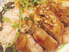 -美奈小馆·越南料理(中航城君尚购物中心店)