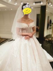 点击看大图 -拉瑞娜LaReine婚纱礼服高级定制