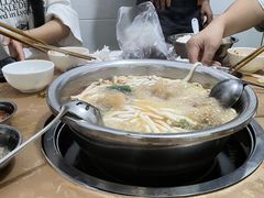 -黑竹沟新场牛肉火锅