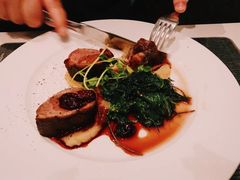 鸭胸肉-360 The Restaurant at the CN Tower