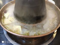 -楼外楼大刀肉传统火锅居(幸福街店)