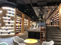 -覔书店(壹方城店)
