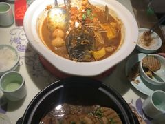 -卢大鲜鱼头捞饭(美利广场店)