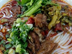 特色牛肉米线-食而百(北门大桥店)
