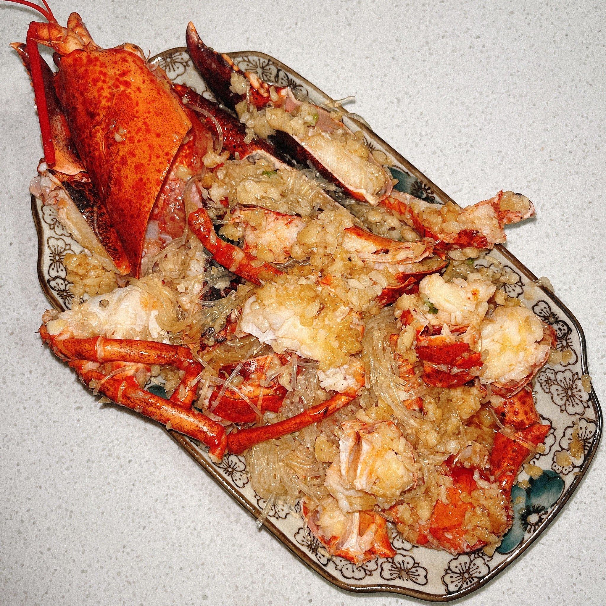 蒜蓉粉丝小波龙[调皮]