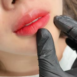 -韩美绣·骨相纹眉·洗眉美瞳线