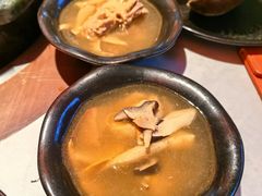 -芸山季·云南山珍菌火锅(人民广场来福士店)