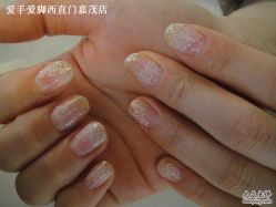 爱手爱脚彩绘光疗甲-摩睫+皮肤管理·科学美容中心