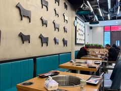 -牛串门串串香(东直门簋街总店)