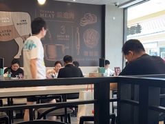 -康师傅私房牛肉面(马泉营奥莱店)