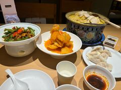 -关东小磨东北菜(上海长风大悦城店)