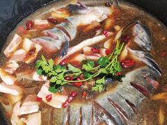 铁锅炖鱼-桃源村铁锅炖鱼(体育馆道店)