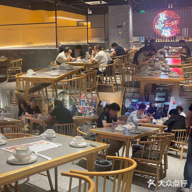 终于打卡了杨洋同款烧烤摊!真不赖!!