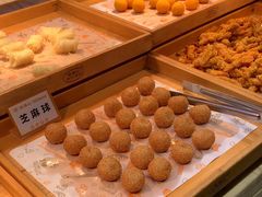 -金滏山烤肉·海鲜·火锅自助餐厅(襄阳万达店)