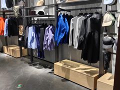 -ARC'TERYX始祖鸟(北京王府中环店)