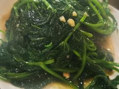 地瓜叶-姐妹临高乳猪店(海垦路店)