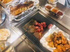 -马路牙子烧烤音乐酒馆(望京店)