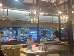大堂-洪氏嗨捞·猪肚鸡火锅(阳光天地店)