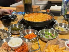 -源味屋韩式火锅&炸鸡(鼎城当代商城店)